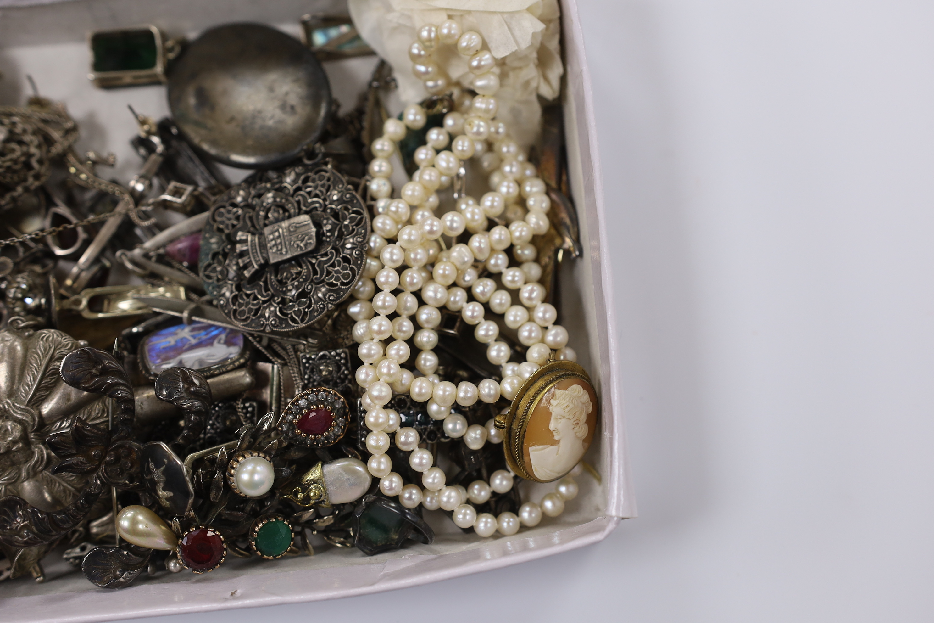 A quantity of 1940's and later costume, 925, white metal and silver jewellery, including bangles, brooches, bracelets, thimbles etc.